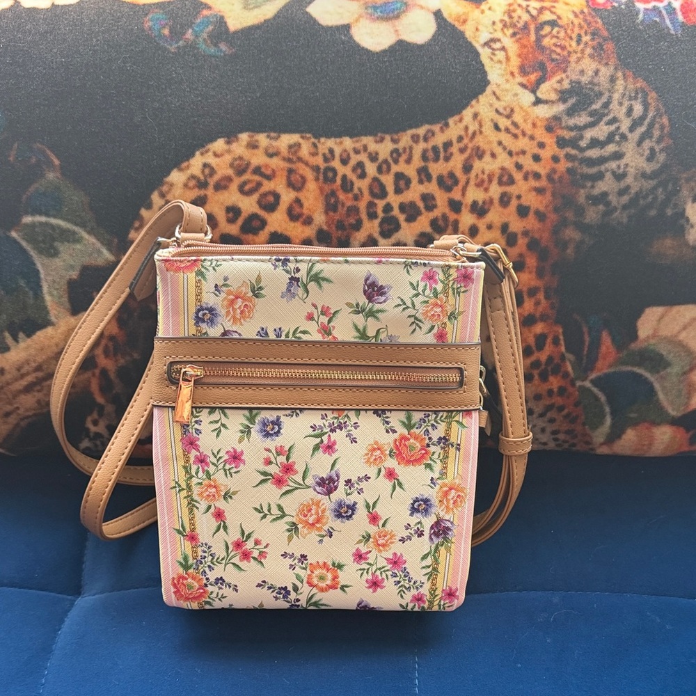 Giani Bernini botanical floral crossbody bag